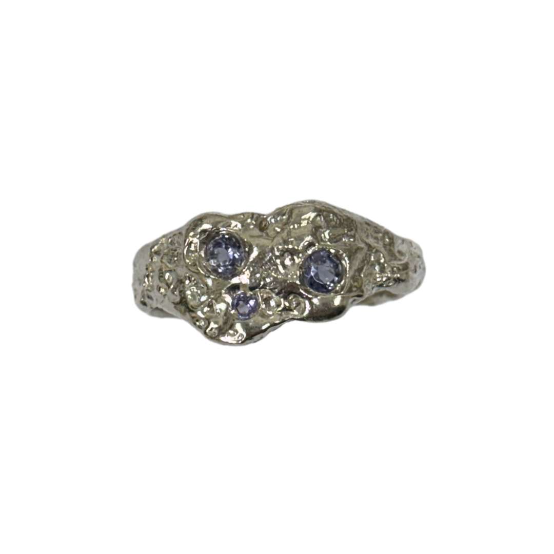 TRIO TANZANITES RING