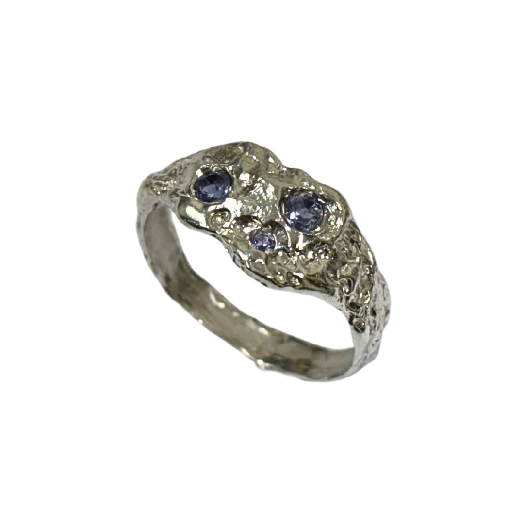 TRIO TANZANITES RING