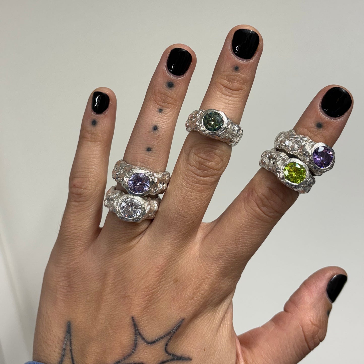 CROCO SILVER WHITE STONE