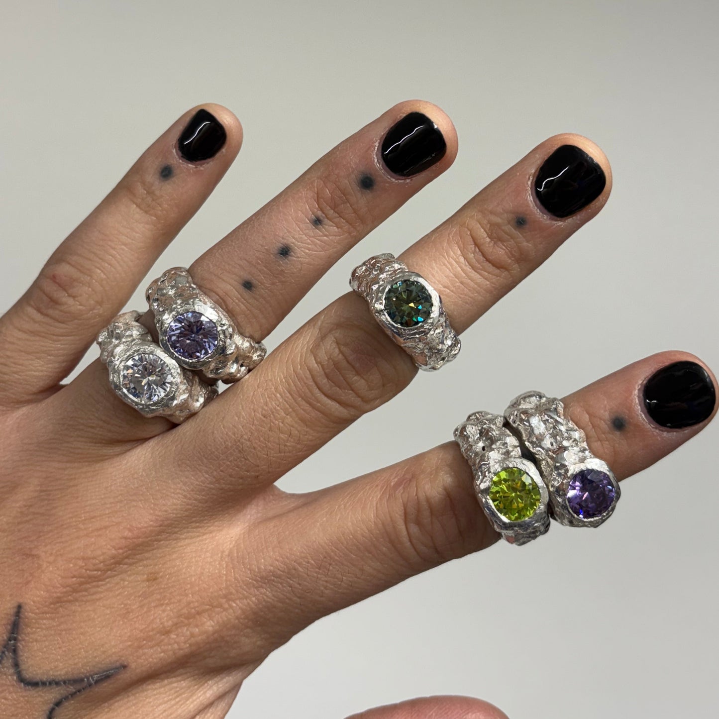 CROCO SILVER LILAC STONE