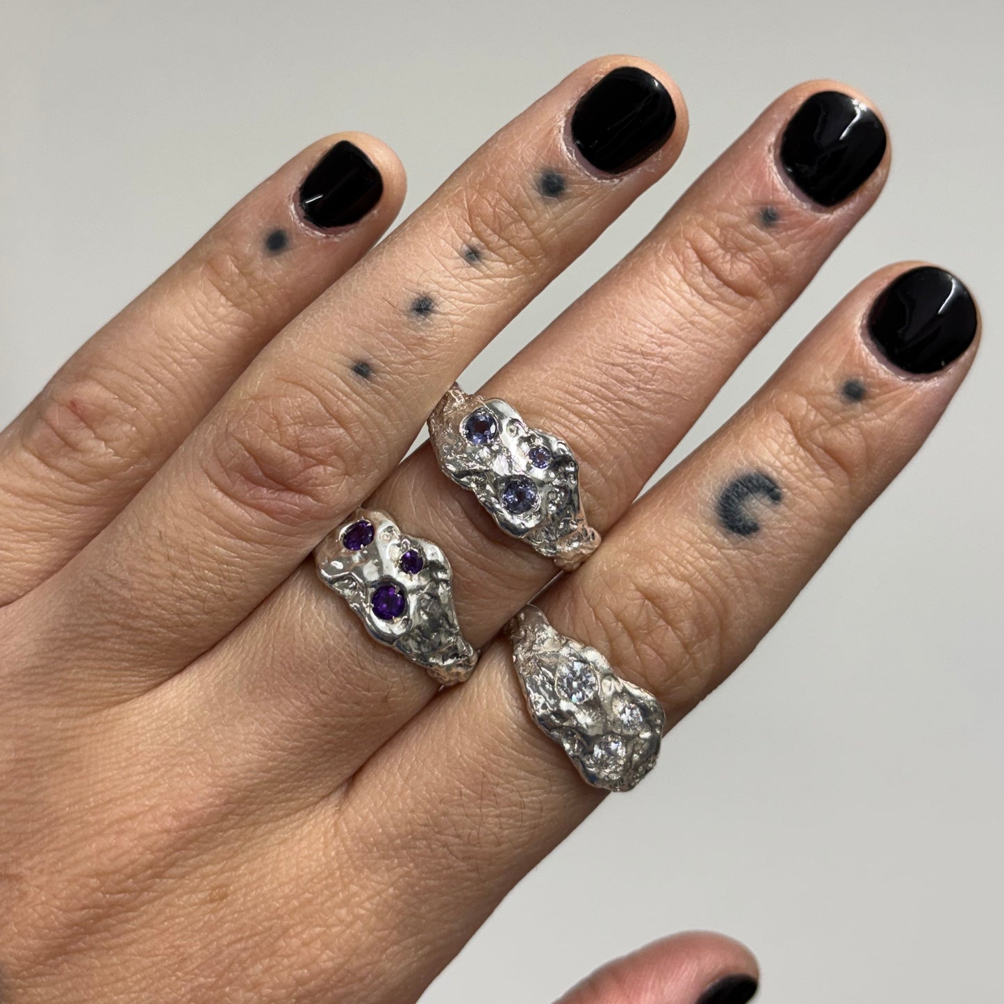 TRIO SILVER RING WITH WHITE STONES