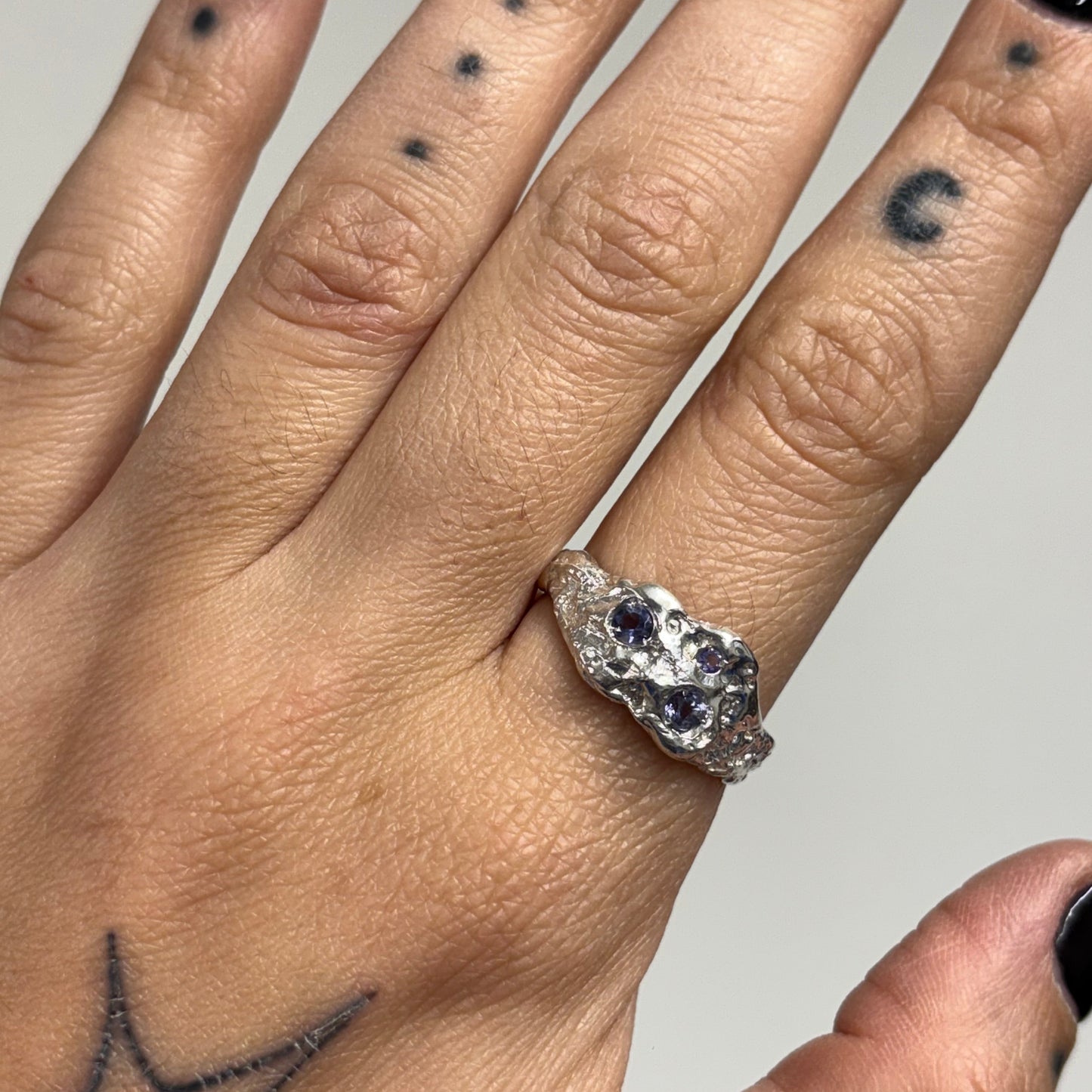 TRIO TANZANITES RING