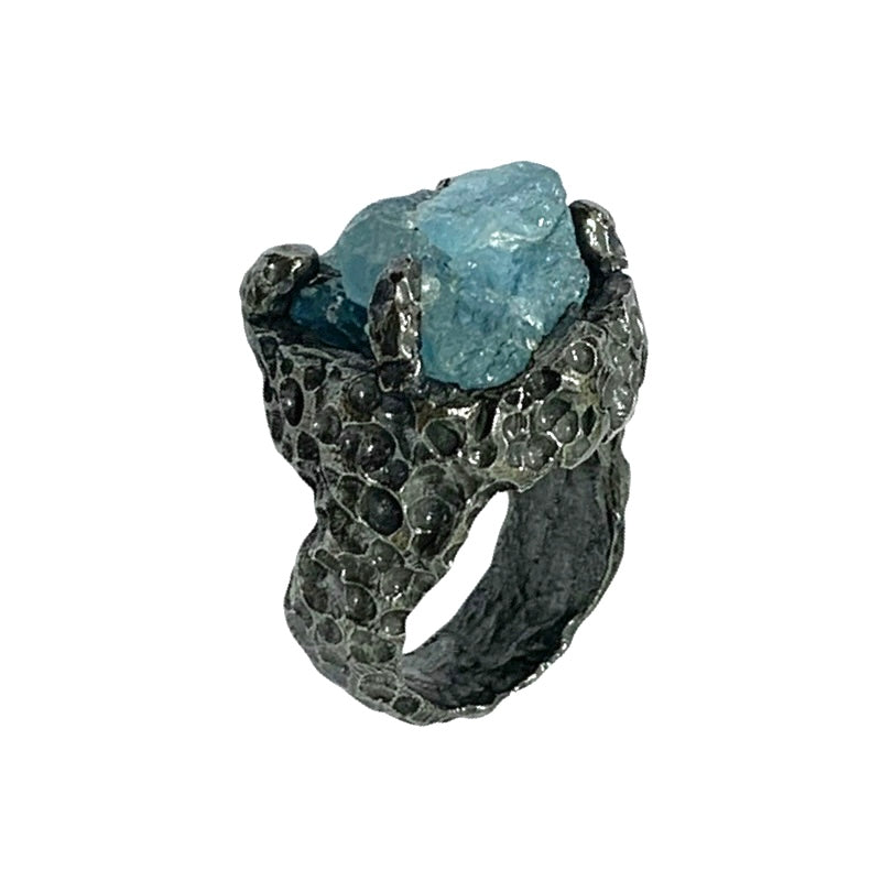 OXIDIZED SILVER RING WITH TEXTURE AND ROUGH AQUAMARINE
