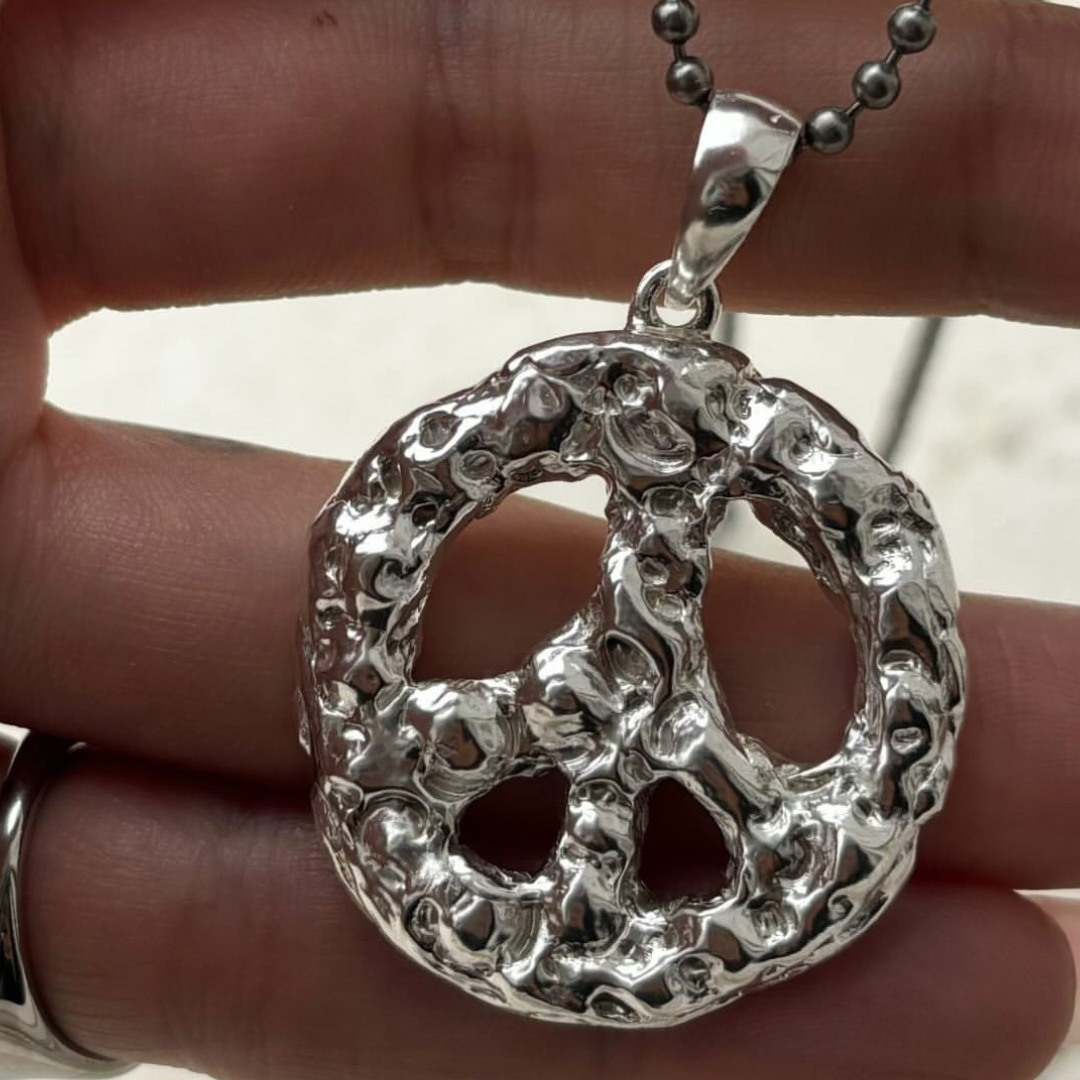 KEINEMUSIK SILVER PENDANT