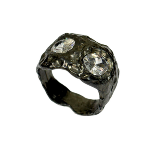ANILLO TÁNDEM PLATA OXIDADA Y PIEDRAS BLANCAS
