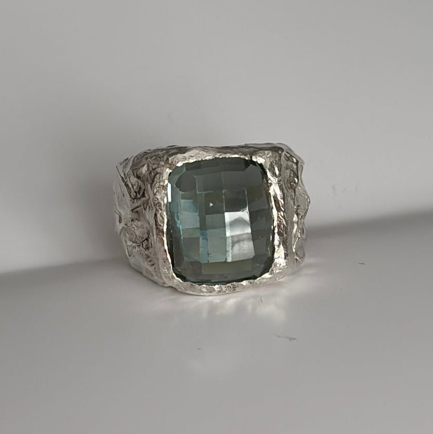 ANILLO PLATA Y CUARZO VERDE