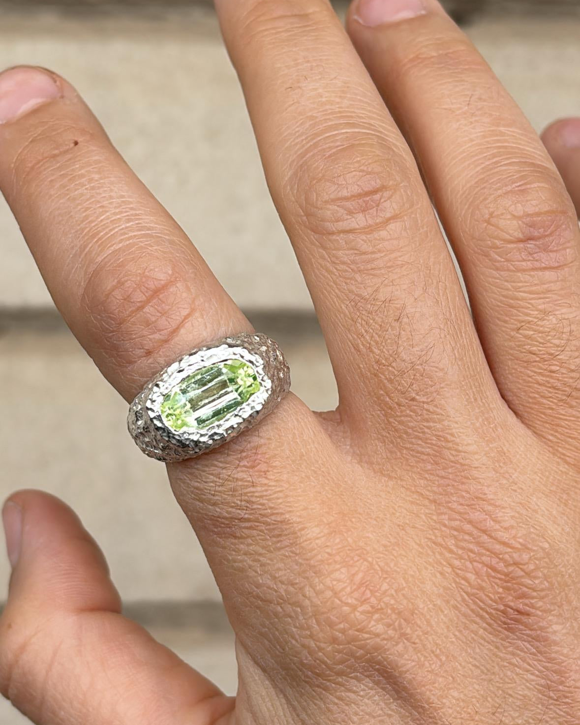 SILVER RING WITH TEXTURE AND GREEN ZIRCONIA